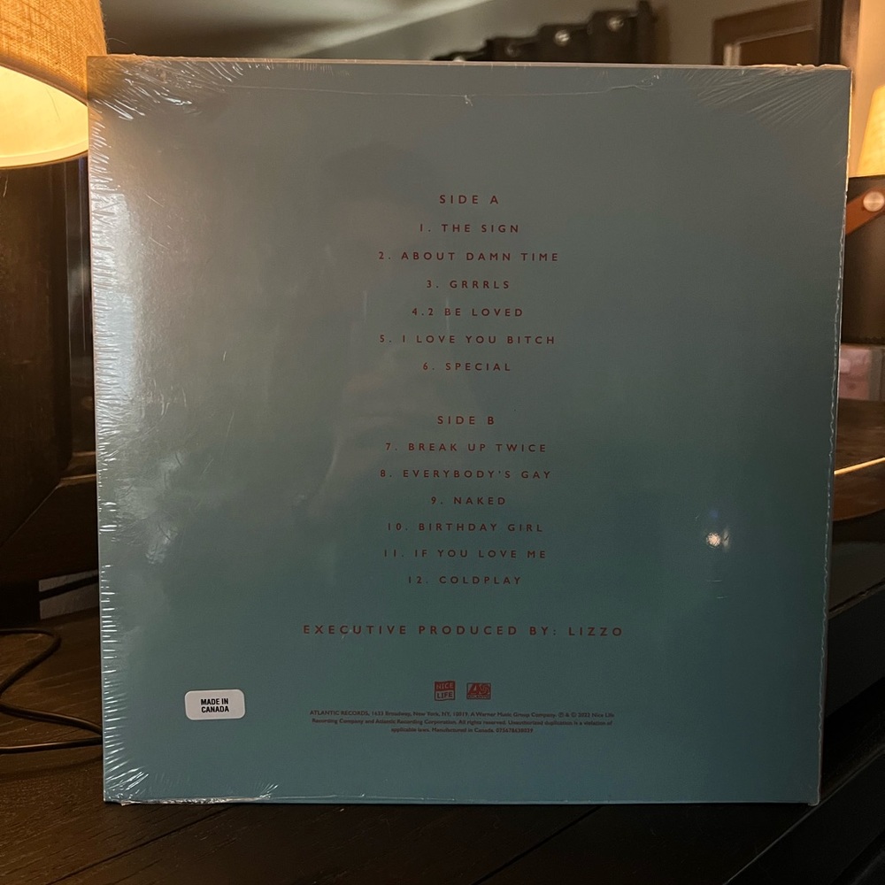 Lizzo - Special Target Version - Picture 4 of 4